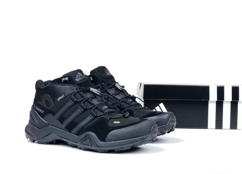 Чоловічі зимові кросівки Adidas TERREX GORE-TEX БА 916-1 фото